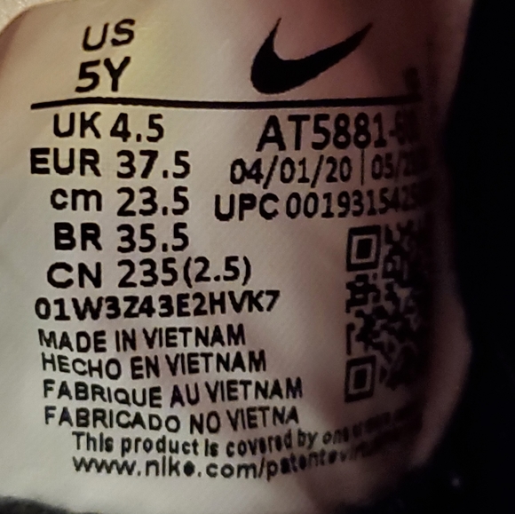 Nike Unisex Kid's Junior Legend 8 Club Fg/Mg Soccer Shoe Cleats - Picture 15 of 16